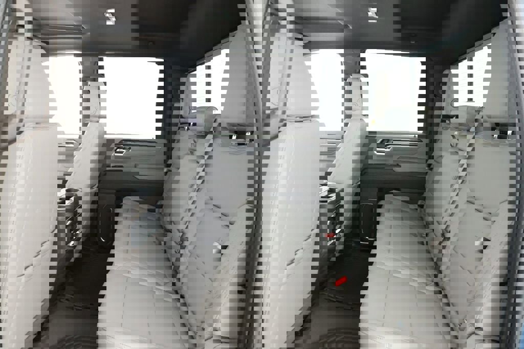 Used 2025 Chevrolet Silverado 3500 LTZ w/ LTZ Premium Package image 20