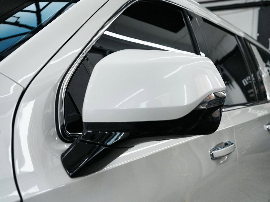 Used 2024 GMC Yukon XL Denali w/ Advanced Technology Package image 45