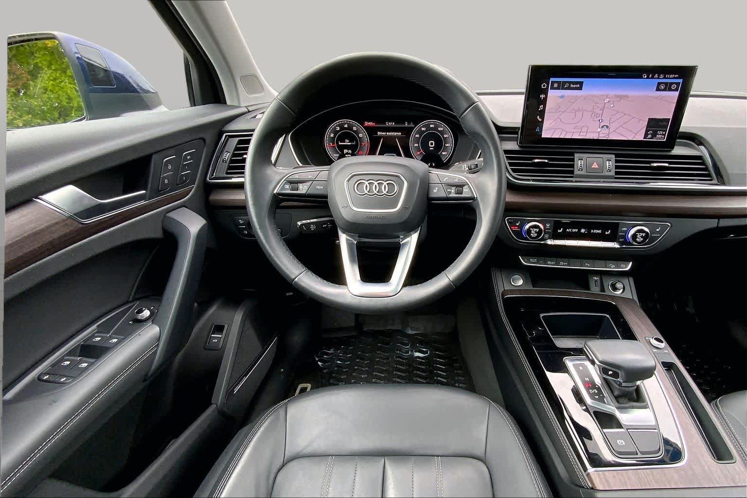 Used 2021 Audi Q5 2.0T Premium Plus w/ Premium Plus Package AWD/4WD image 6