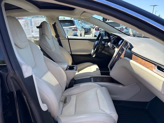 Used 2017 Tesla Model S 60 RWD image 9