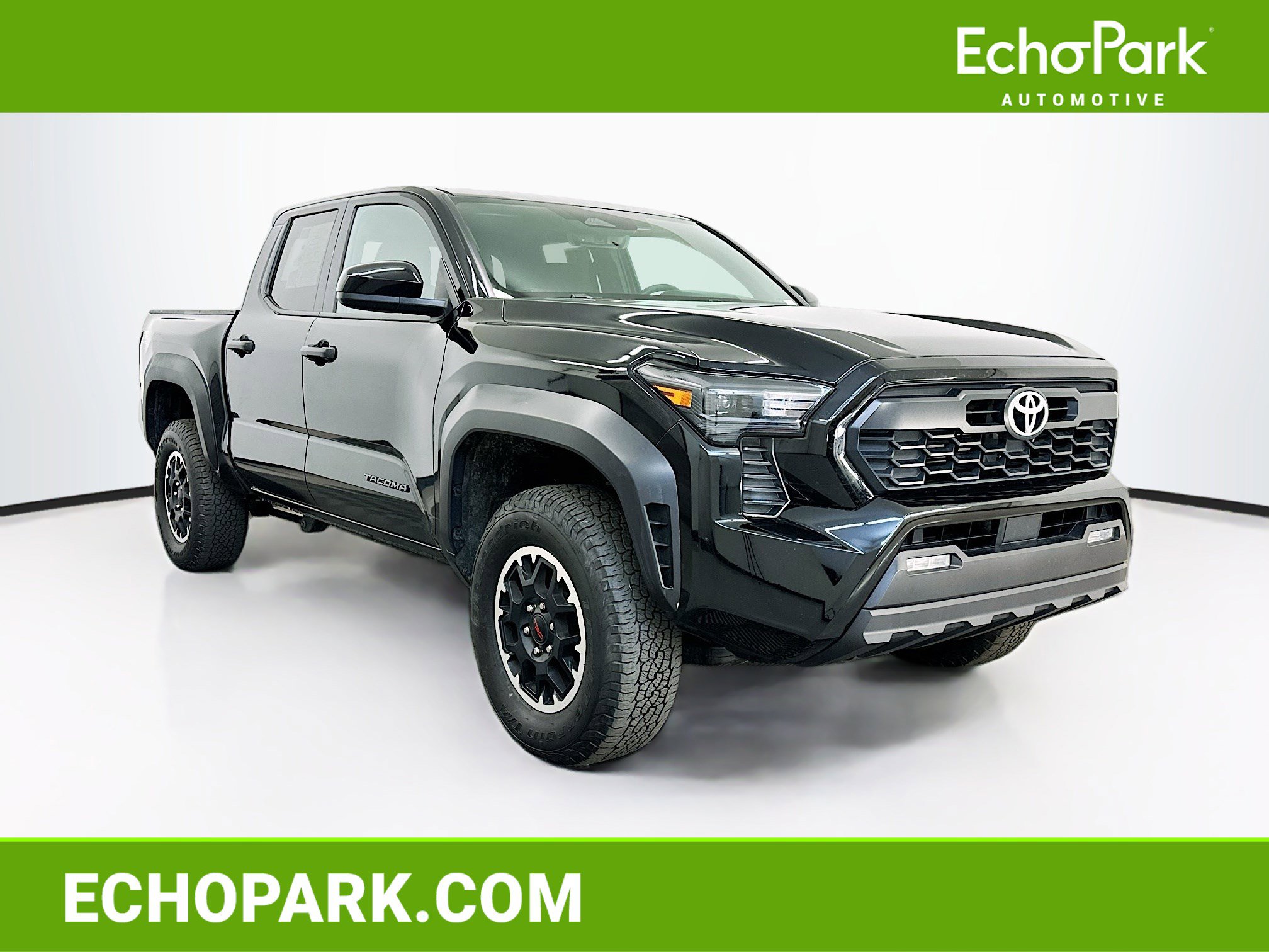 Used 2025 Toyota Tacoma TRD Off-Road image 1