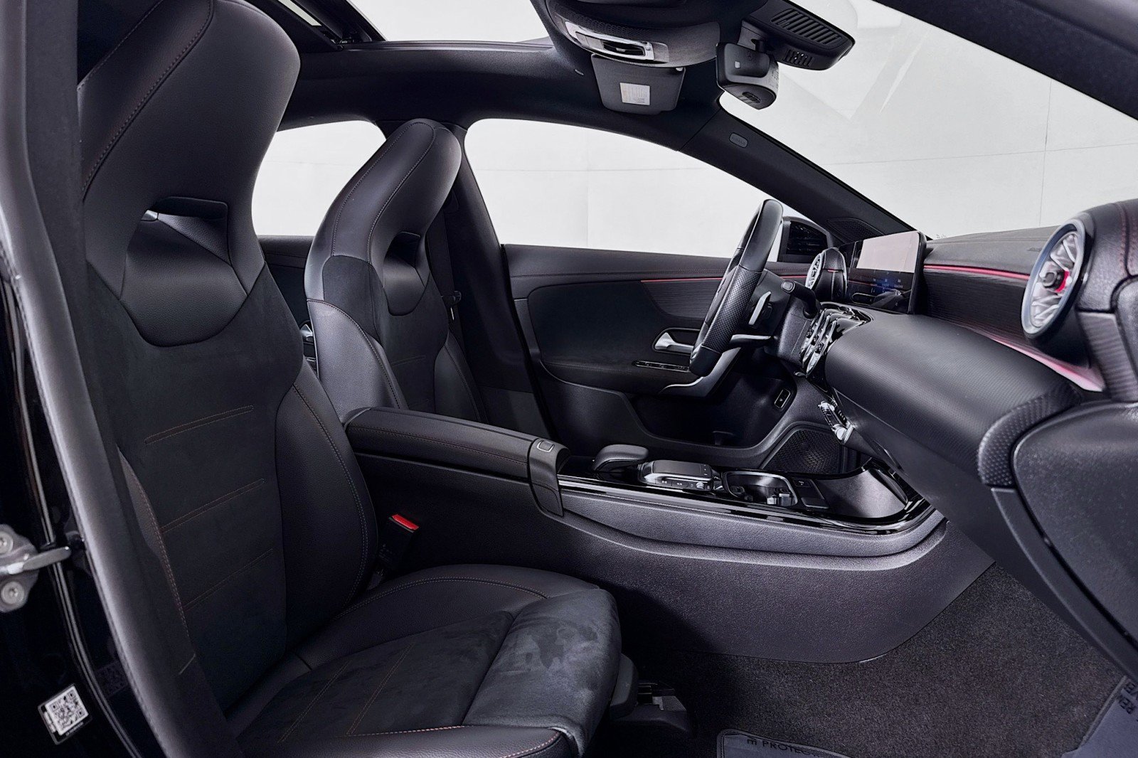 Certified 2023 Mercedes-Benz CLA 250 image 8