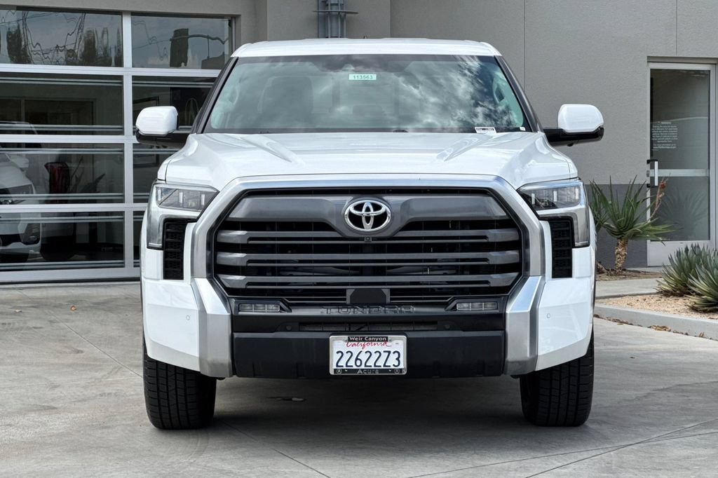Used 2024 Toyota Tundra Limited AWD/4WD image 11