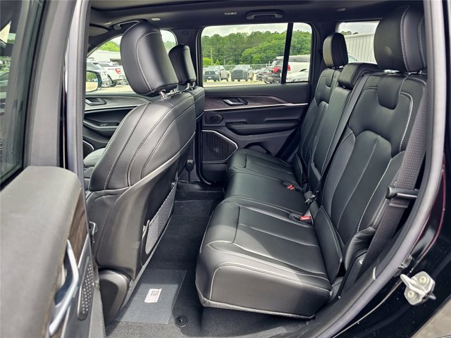 New 2026 Jeep Grand Cherokee Limited w/ Limited Altitude Package RWD image 69