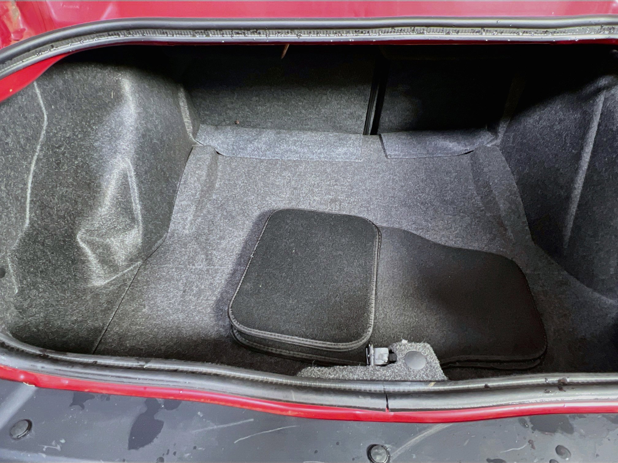 Used 2018 Dodge Challenger SXT Plus image 26