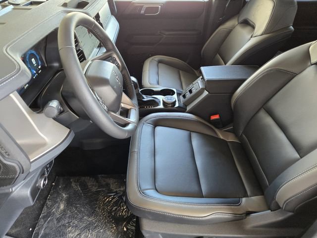 New 2025 Ford Bronco Outer Banks image 10