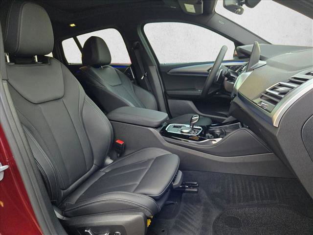 Used 2025 BMW X4 xDrive30i w/ Premium Package image 22