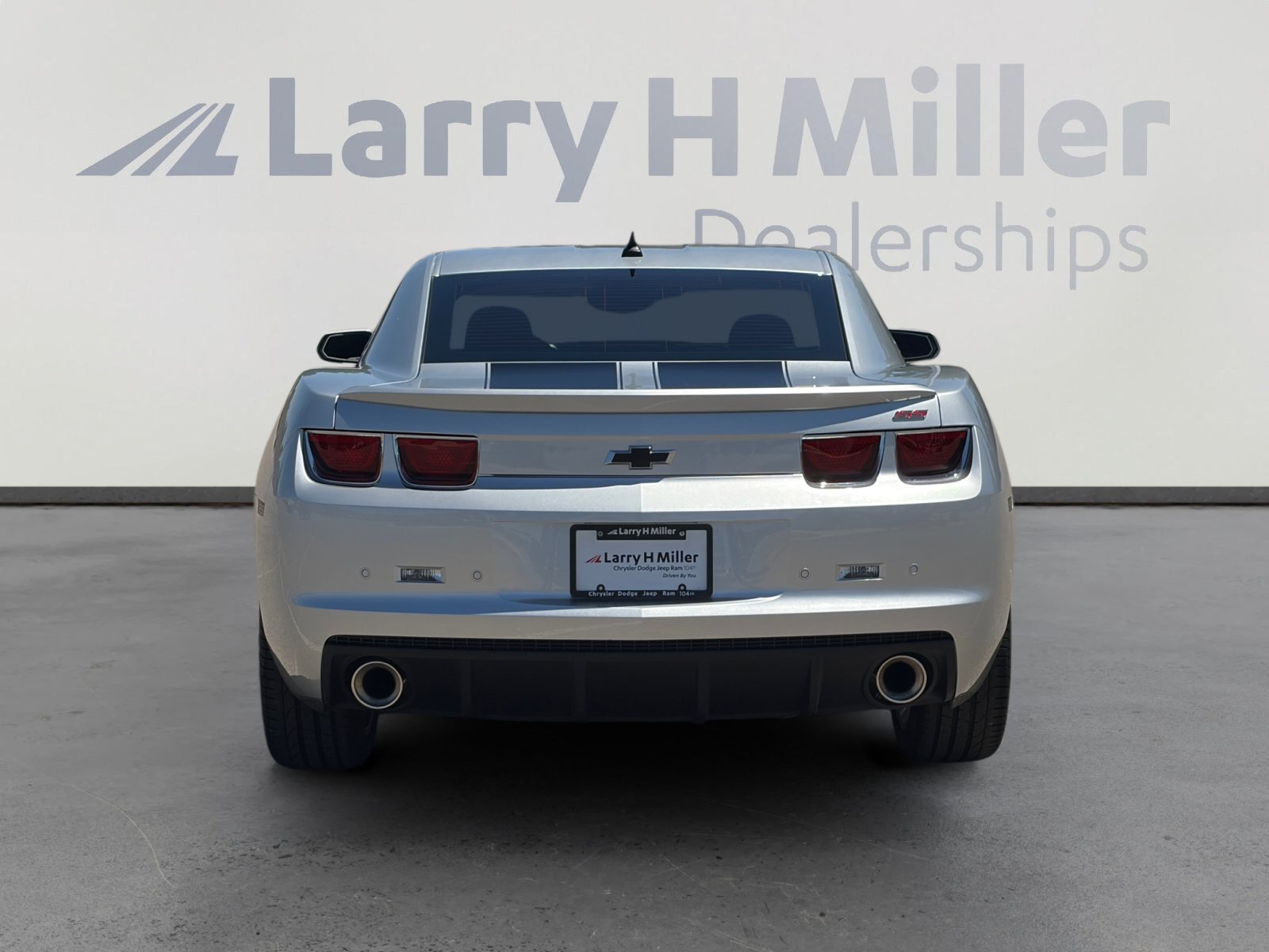 Used 2010 Chevrolet Camaro SS w/ RS Package RWD image 5