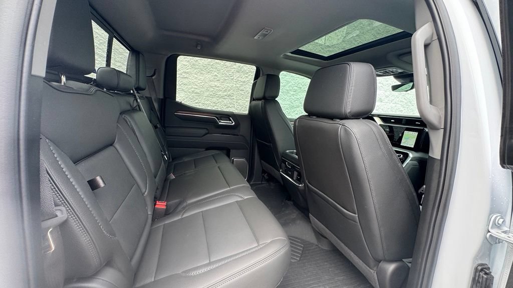 Used 2026 GMC Sierra 1500 Denali w/ Denali Reserve Package AWD/4WD image 12