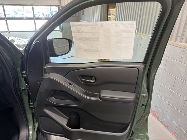 New 2026 Nissan Frontier SV AWD/4WD image 15