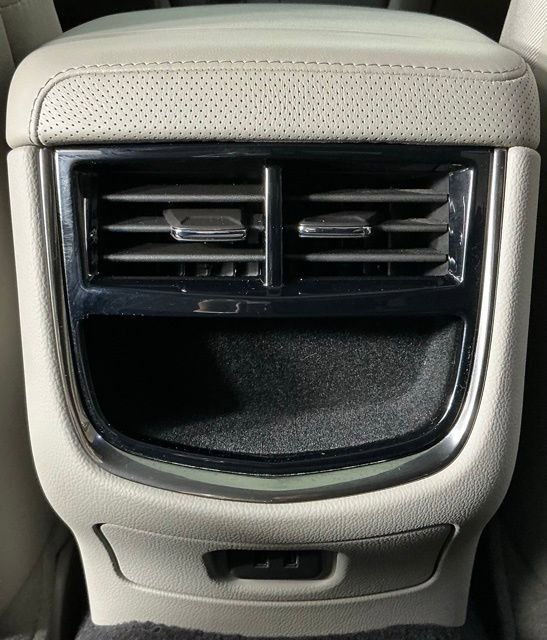 Used 2019 Cadillac CTS Luxury RWD image 21