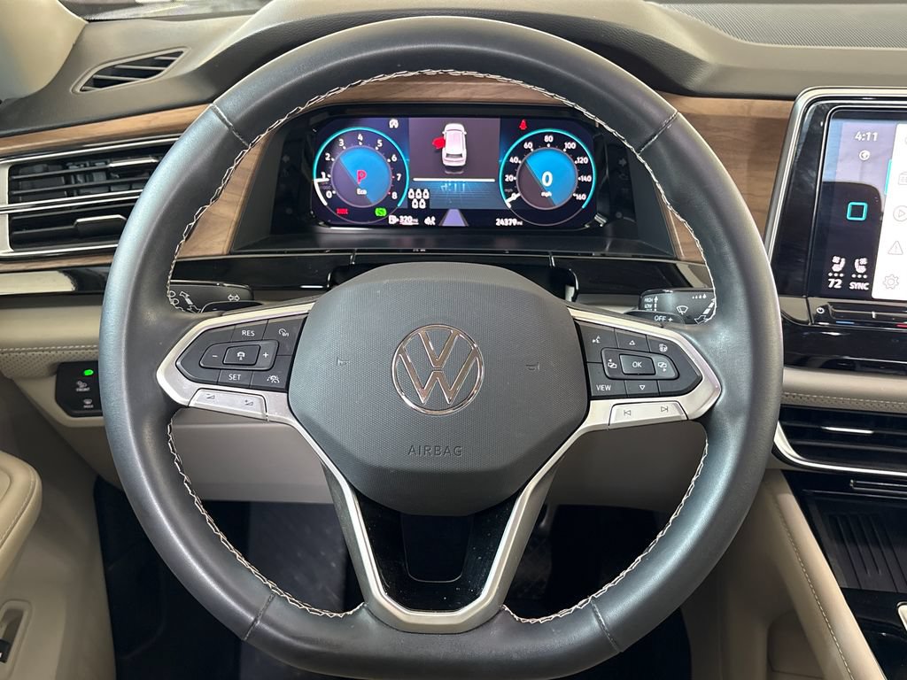 Used 2025 Volkswagen Atlas SE FWD image 21