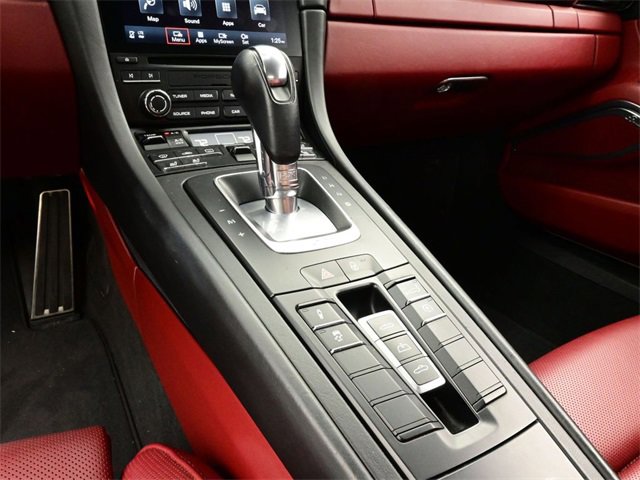 Used 2018 Porsche 911 Turbo image 11