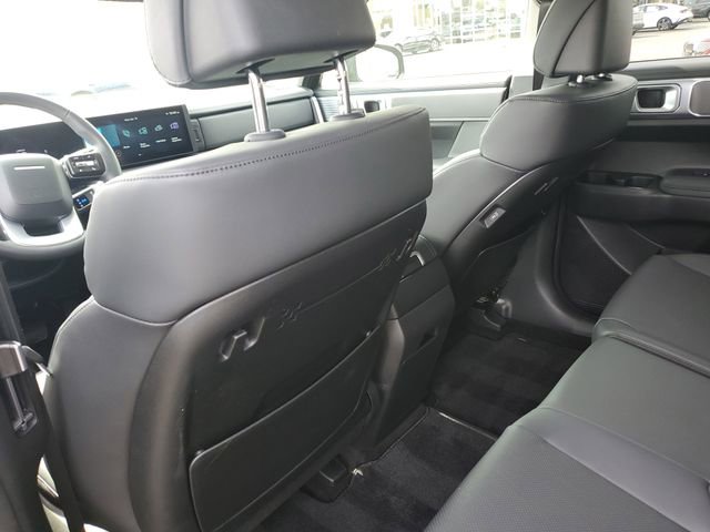 Used 2026 Hyundai Santa Fe SEL AWD/4WD image 13