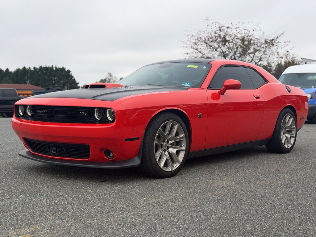 Used 2020 Dodge Challenger R/T Scat Pack RWD image 4