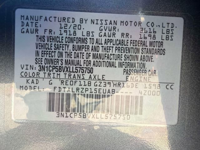 Used 2020 Nissan Kicks S image 32