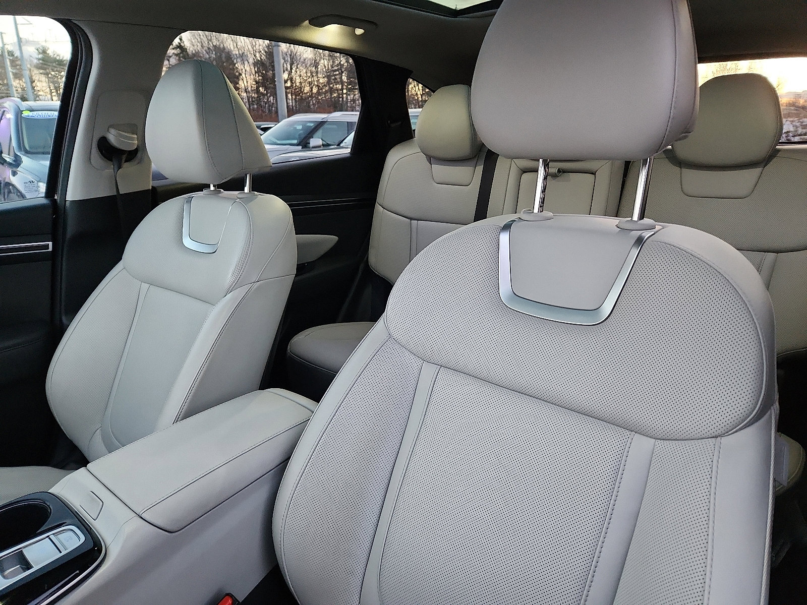 Used 2022 Hyundai Tucson Limited image 22