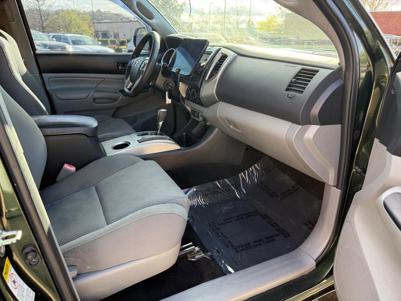 Used 2014 Toyota Tacoma PreRunner w/ TRD Sport Package image 22