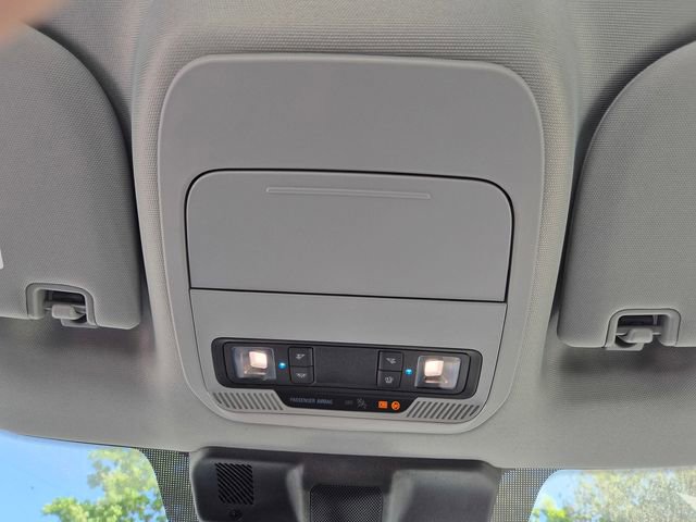 New 2026 Ford F250 XL w/ XL Chrome Package image 18