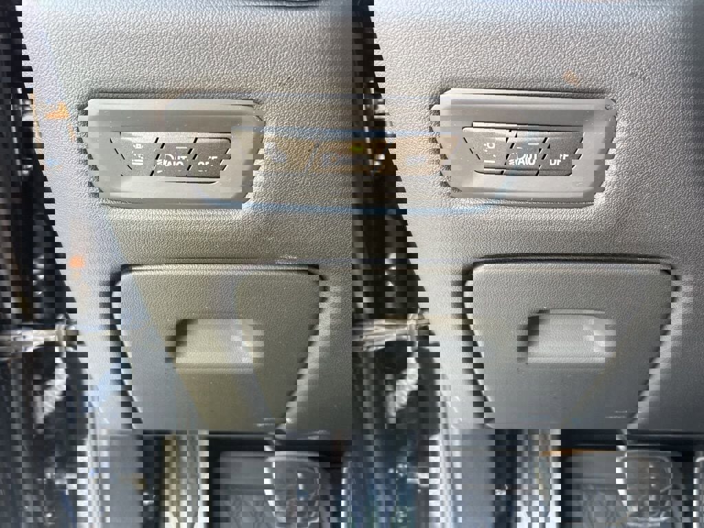 Used 2024 BMW X5 sDrive40i w/ M Sport Package image 8