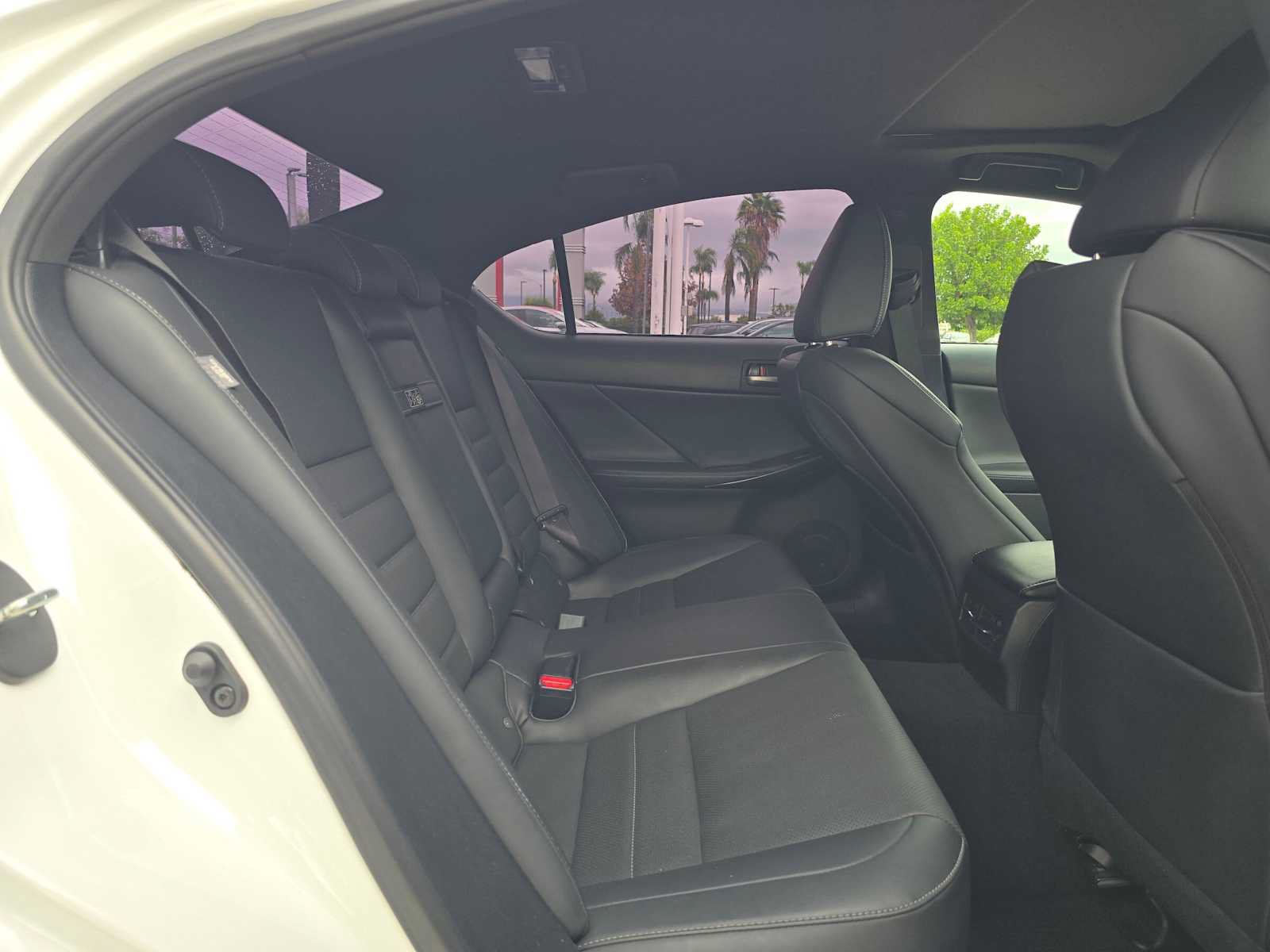 Used 2024 Lexus IS 350 F Sport RWD image 12