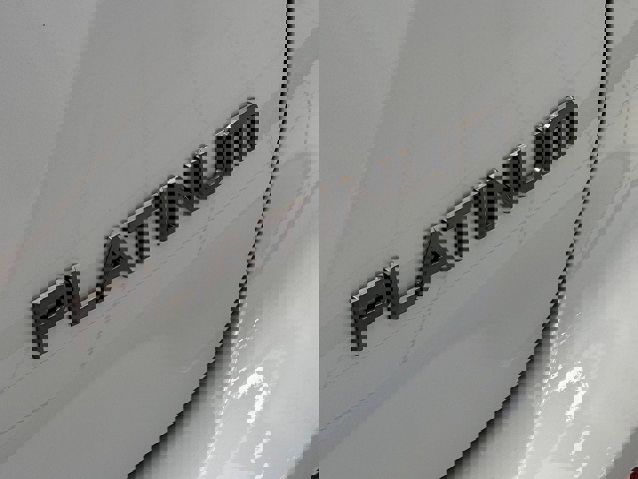 New 2026 Nissan Rogue Platinum image 8