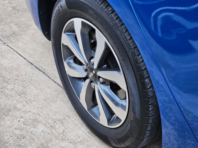 Used 2023 Kia Rio S w/ Technology Package image 5