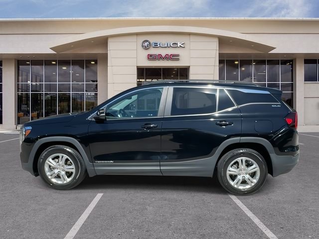 Used 2022 GMC Terrain SLE w/ Driver Convenience Package image 9