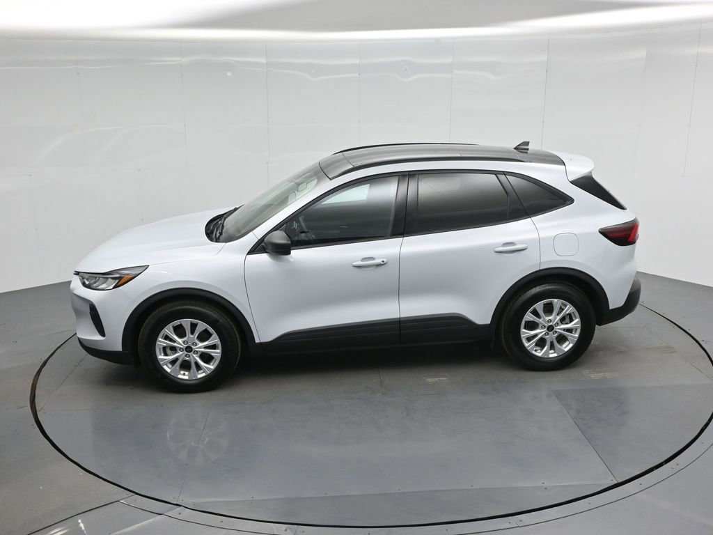 Certified 2025 Ford Escape Active image 43