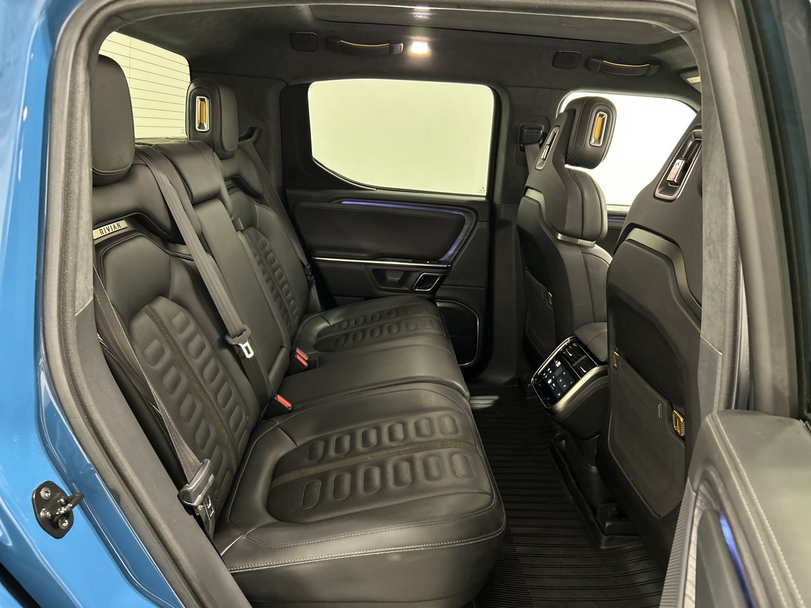 Used 2023 Rivian R1T Launch Edition AWD/4WD image 22