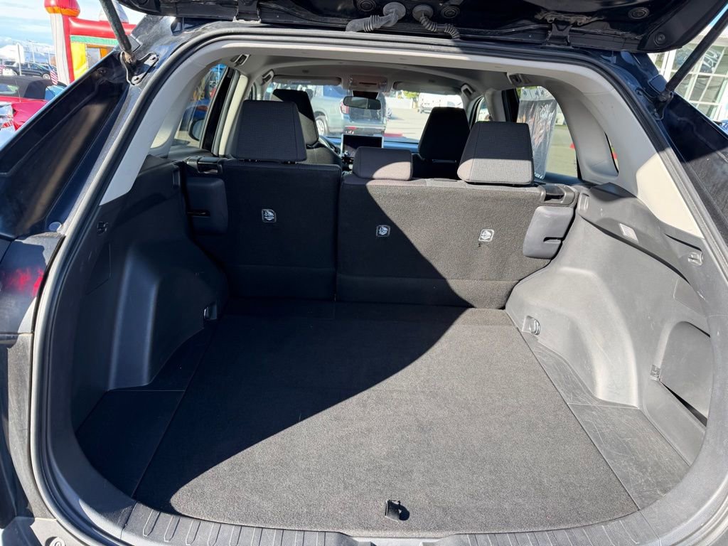 Used 2024 Toyota RAV4 LE image 29