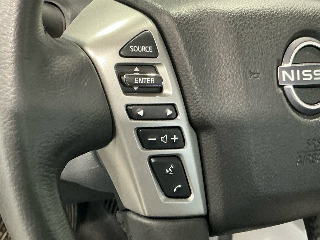 Used 2024 Nissan Titan SV w/ SV Convenience Package image 18
