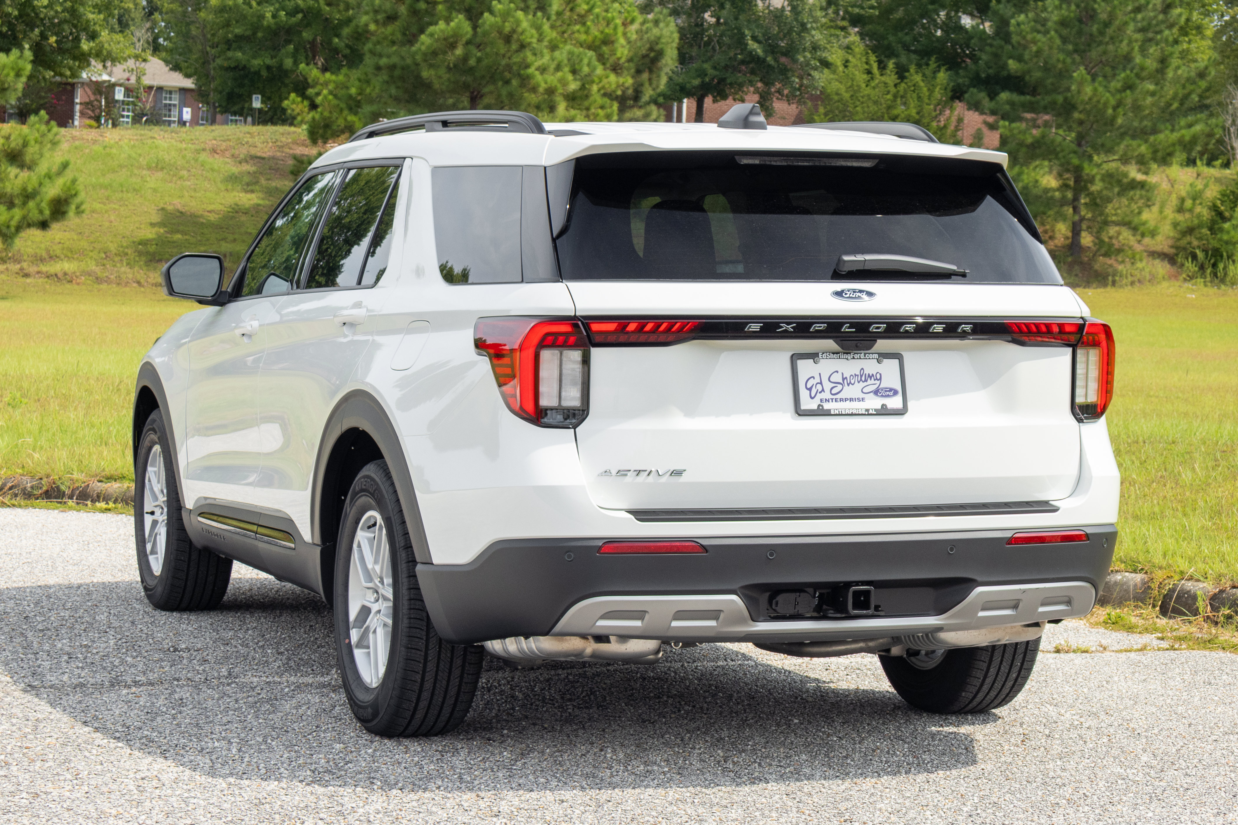 New 2026 Ford Explorer Active w/ Active Comfort Package RWD image 4