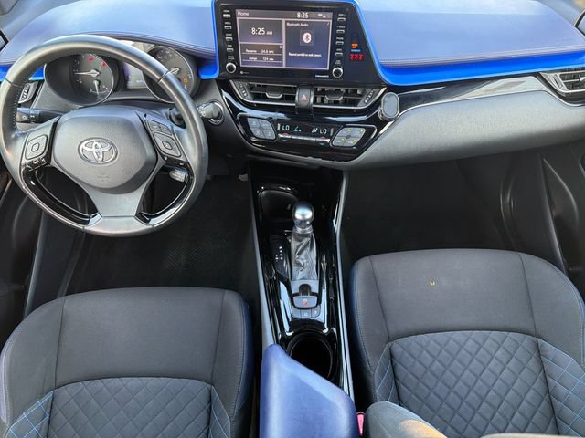 Used 2020 Toyota C-HR XLE FWD image 9