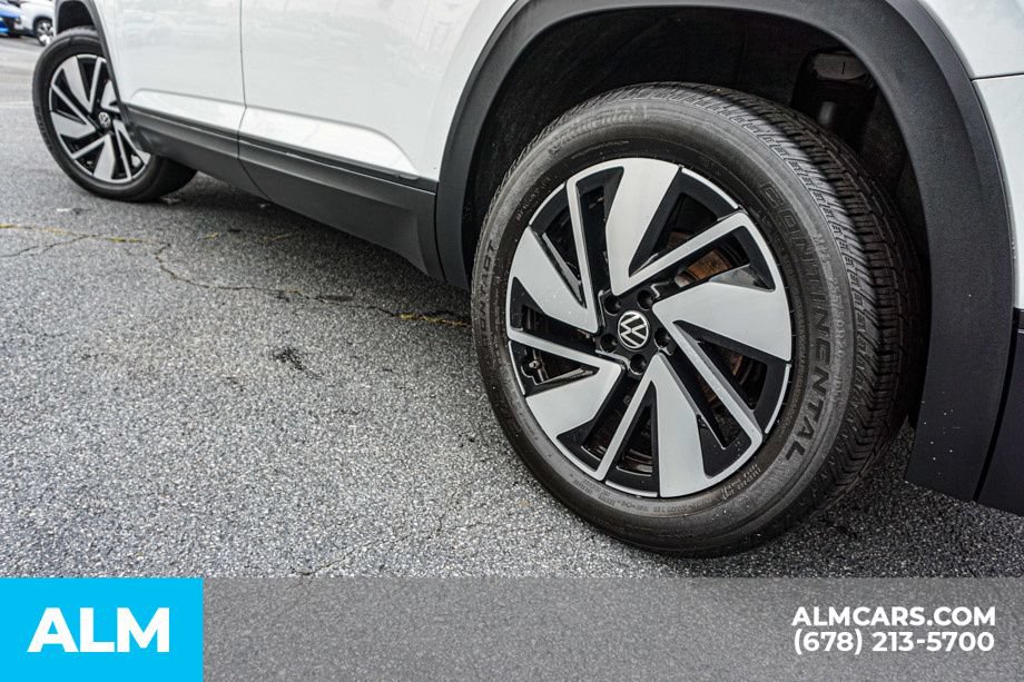 Used 2025 Volkswagen Atlas SE FWD image 15