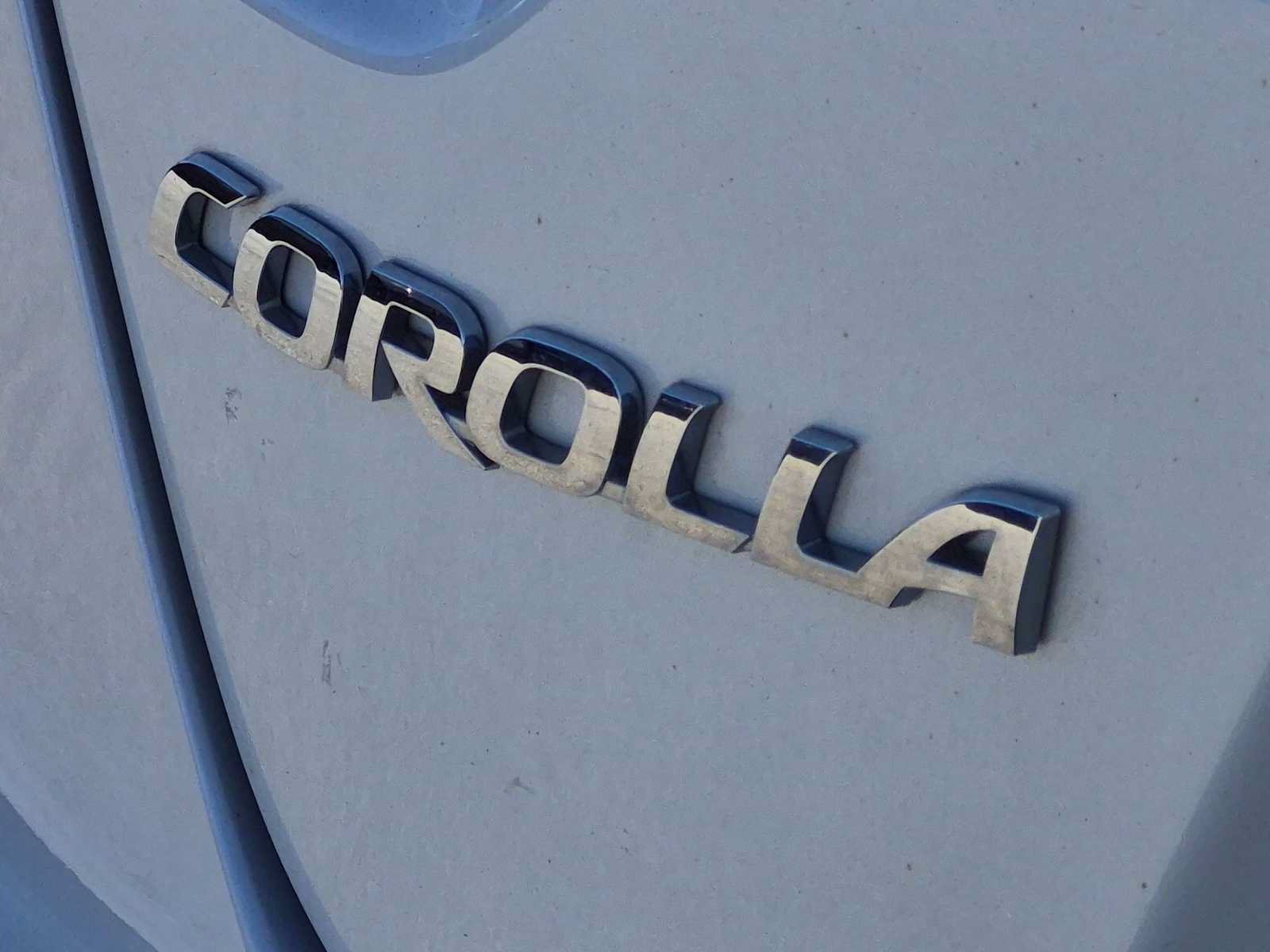 Used 2022 Toyota Corolla SE w/ Carpet Mat Package (TMS) FWD image 12