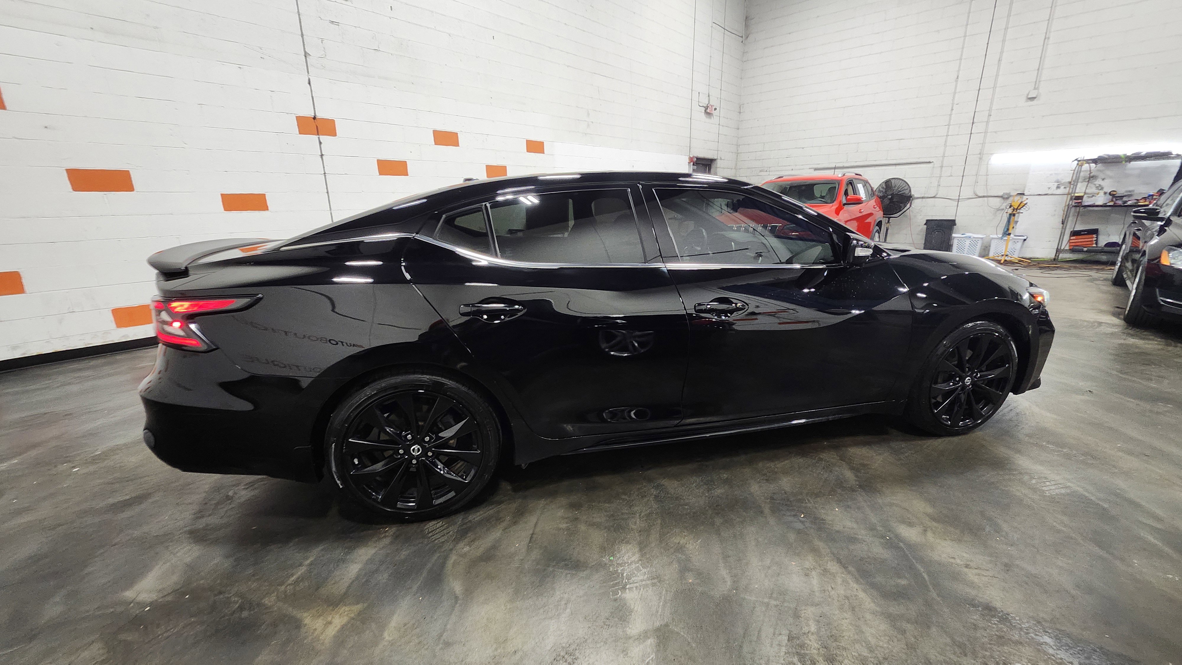 Used 2019 Nissan Maxima SR w/ Premium Package image 20