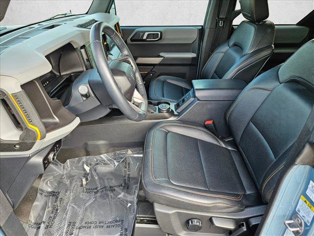Used 2023 Ford Bronco Badlands image 16