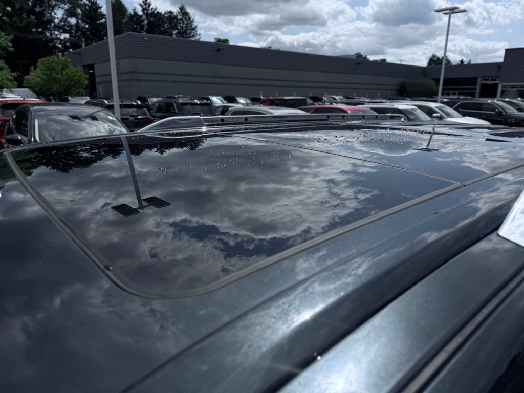 Used 2022 Lincoln Navigator 4WD image 10