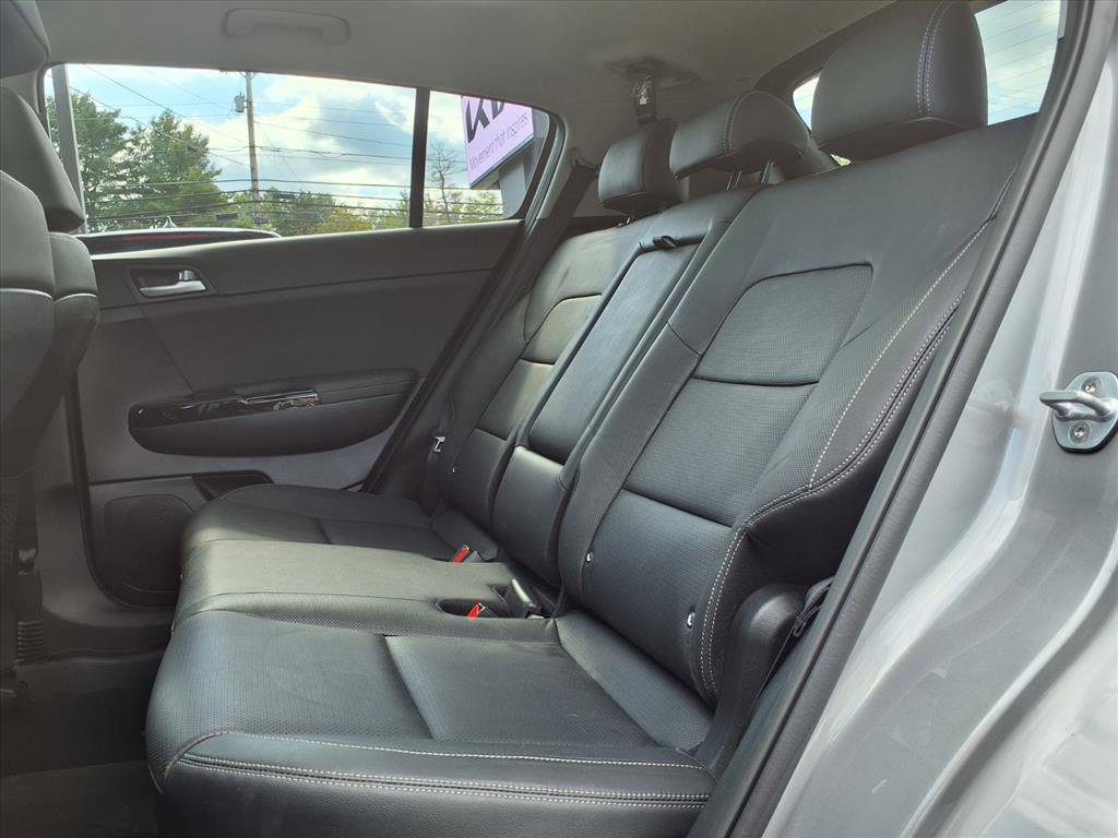 Used 2020 Kia Sportage EX w/ Option Group 15 image 8