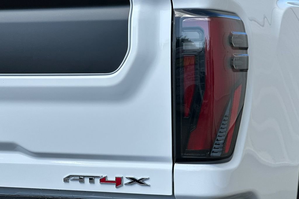 New 2026 GMC Sierra 2500 AT4X w/ AT4X AEV Edition AWD/4WD image 24
