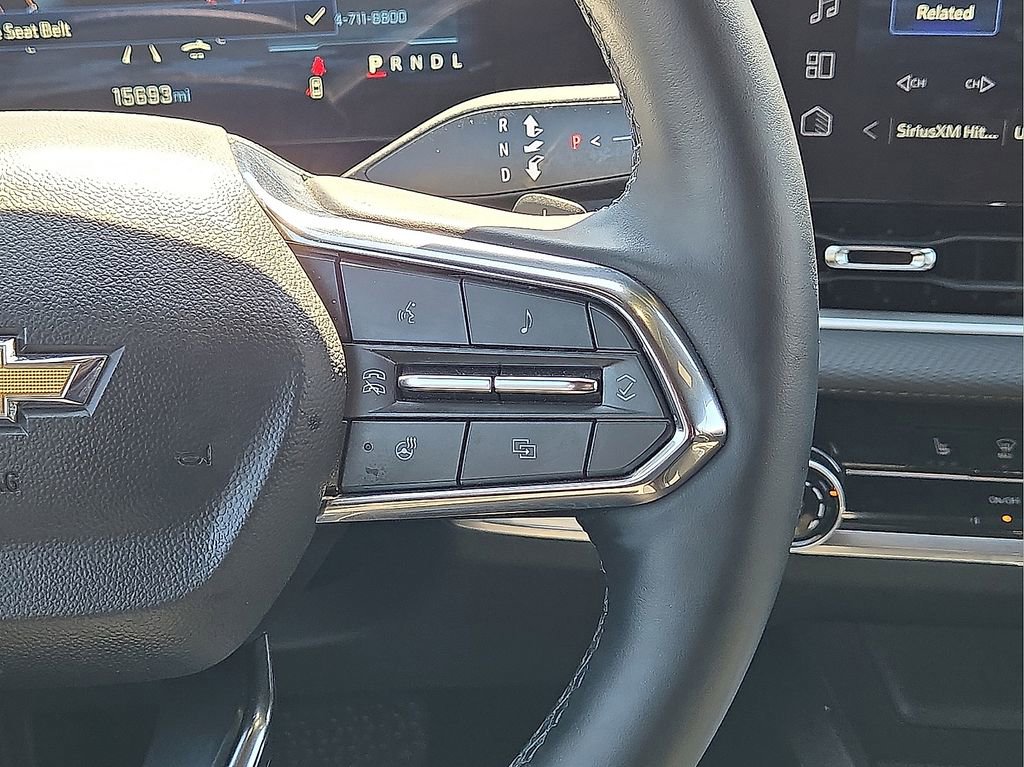 Used 2025 Chevrolet Equinox LT AWD/4WD image 18