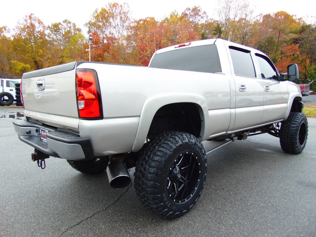 Used 2004 Chevrolet Silverado 2500 LT w/ Heavy-Duty Power Package image 66