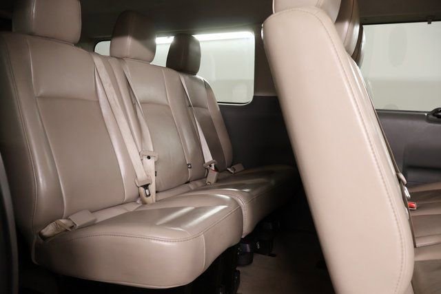 Used 2017 Nissan NV 3500 SL image 28