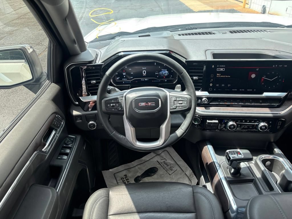 Used 2023 GMC Sierra 1500 SLT w/ SLT Premium Plus Package RWD image 3