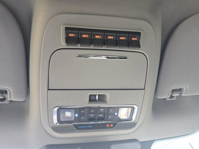 New 2025 Ford F250 Lariat w/ Lariat Ultimate Package image 22