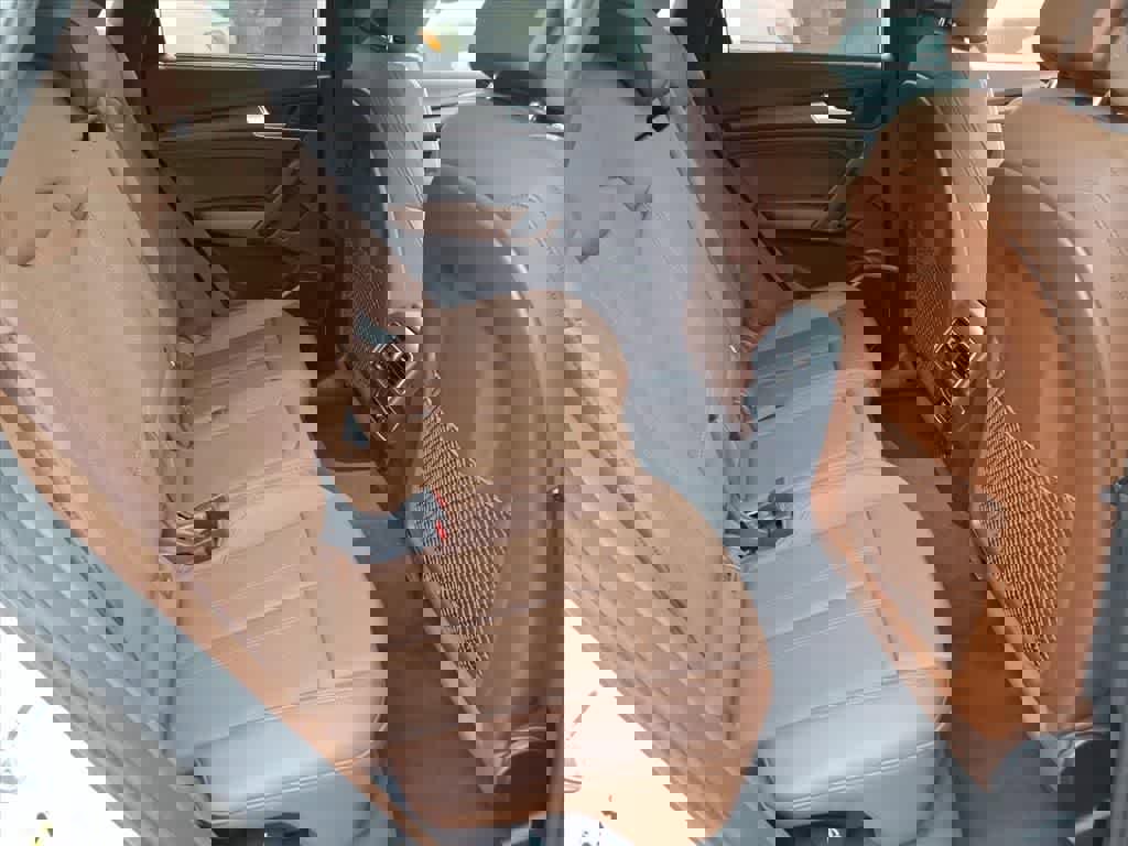 Used 2018 Audi Q5 2.0T Premium Plus w/ Premium Plus Package image 11