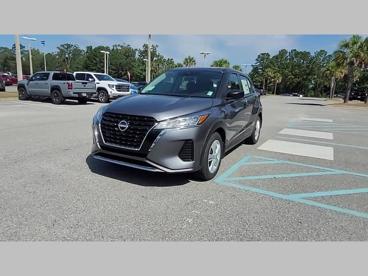 New 2025 Nissan Kicks Play S image 22