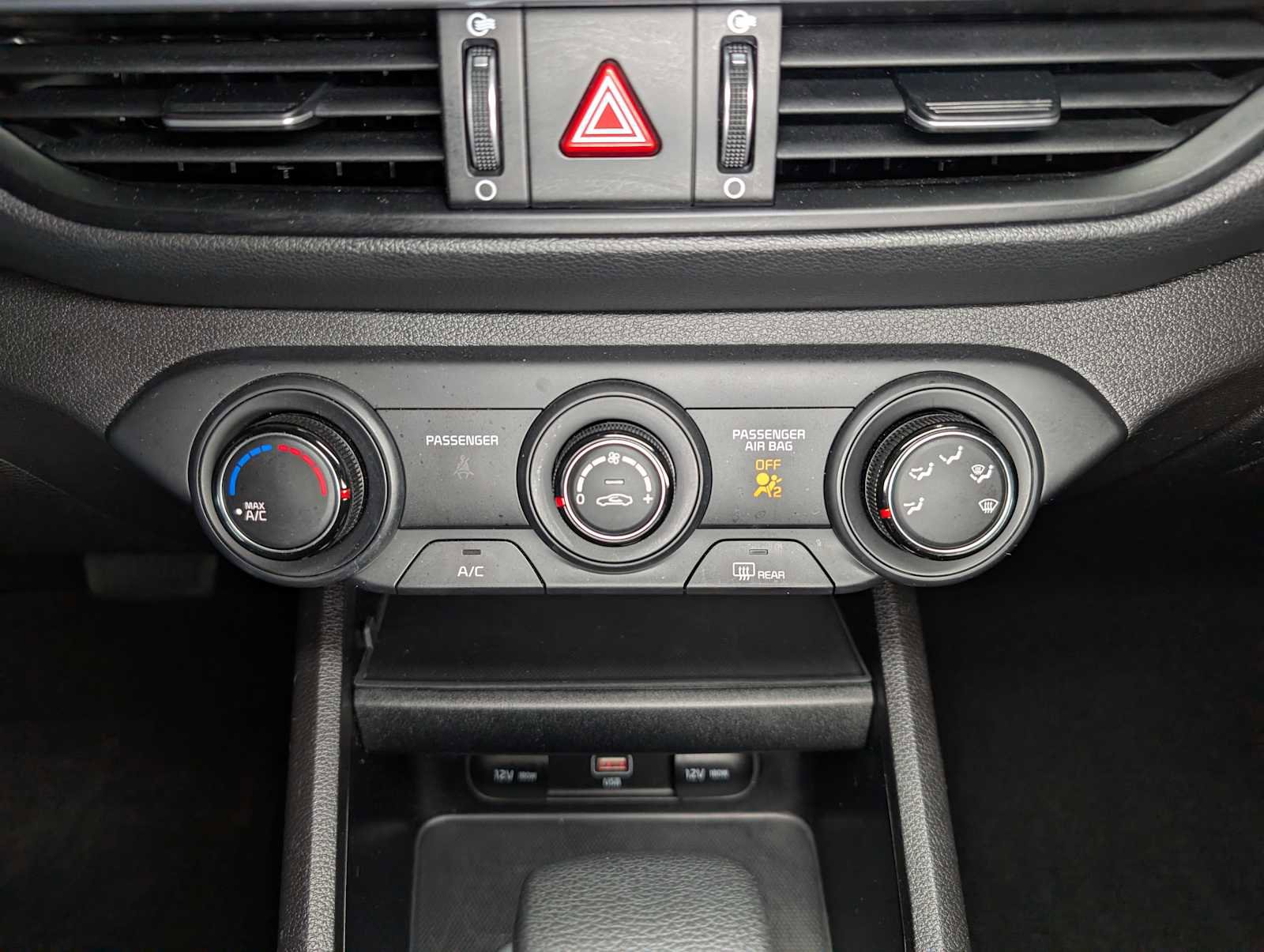 Certified 2023 Kia Forte LXS FWD image 29
