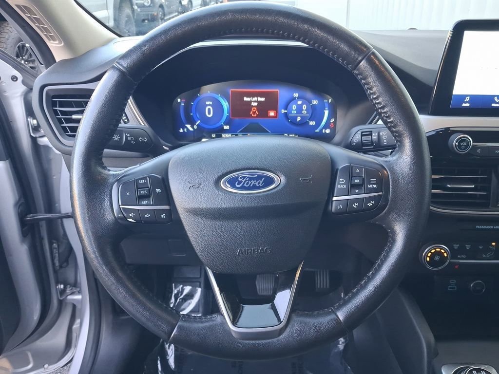 Used 2020 Ford Escape SE Sport image 14